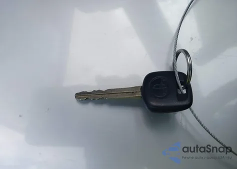 2005 Toyota Camry Std from USA, damaged, VIN 4T1BE32KX5U073561